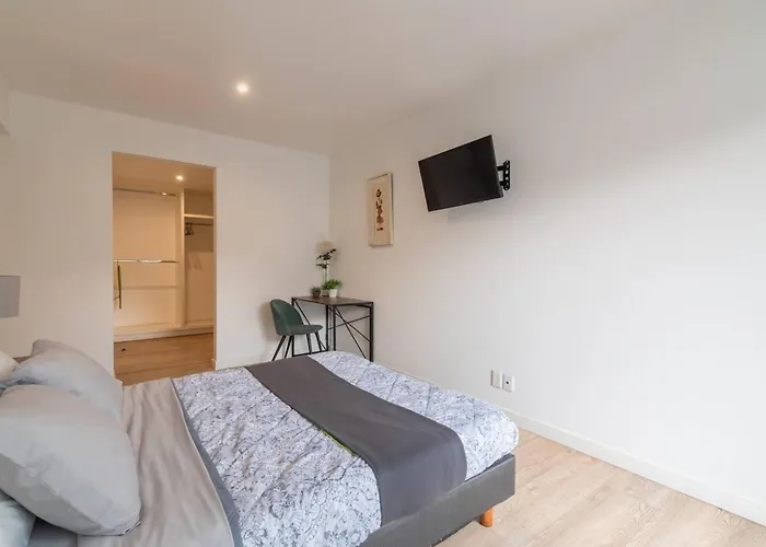 Apartamento Cozy Urban Rooftop Lounge Free Parking & Wifi