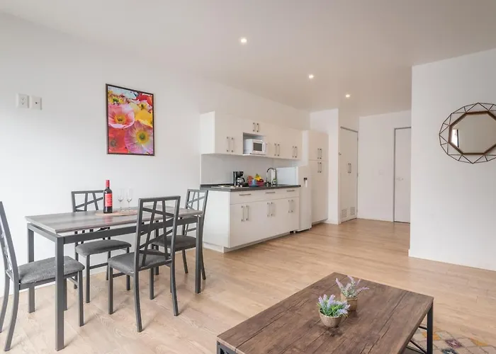 Apartamento Cozy Urban Rooftop Lounge Free Parking & Wifi *